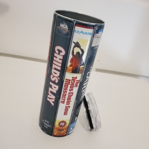 Horror Tumbler 20 ounce with lid VHS Classics horror Movies inspired - Picture 1 of 16